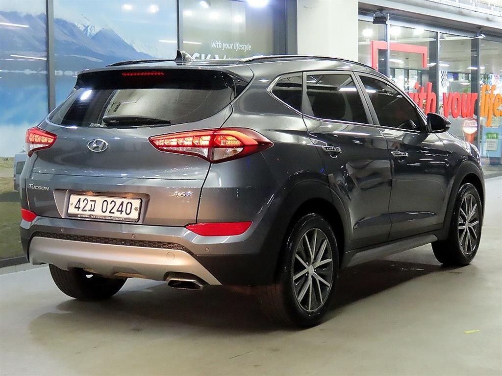 HYUNDAI Tucson - Vista 4