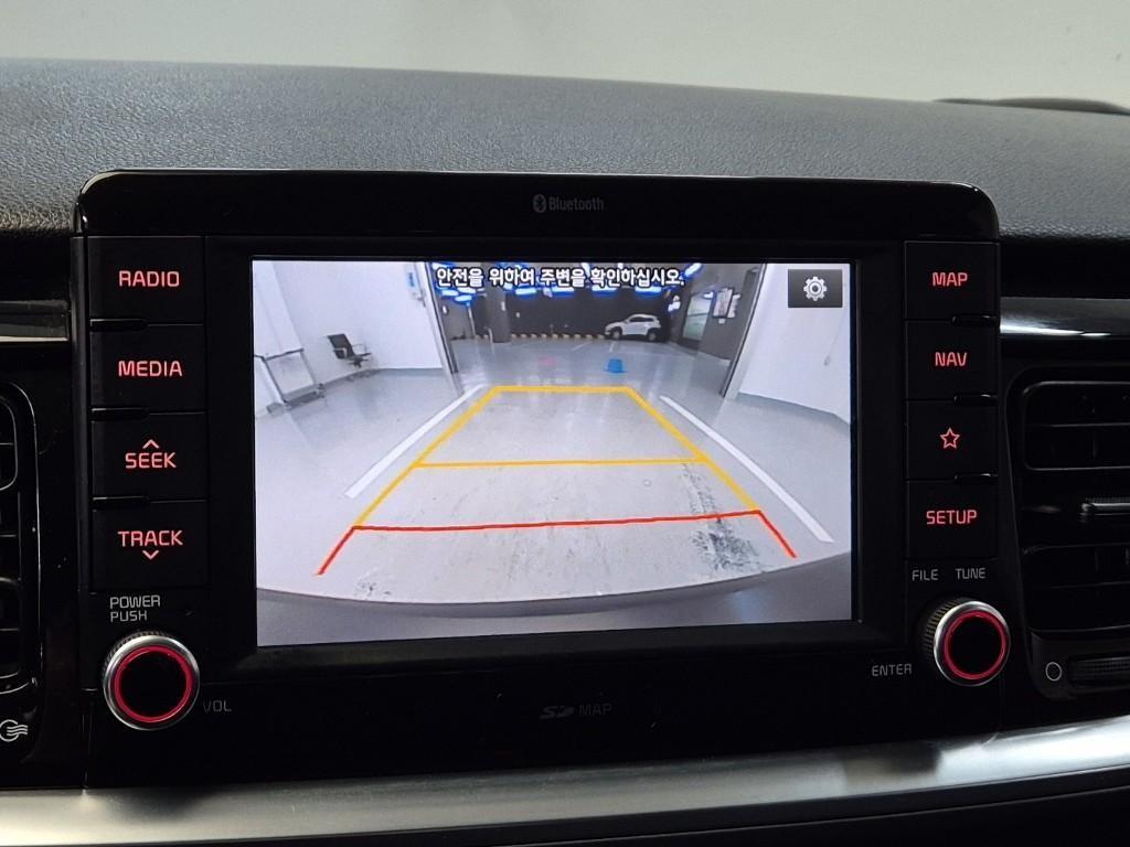 KIA Stonic - Vista 11