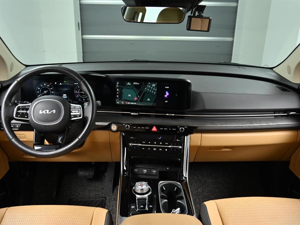 KIA Carnival - Vista 9