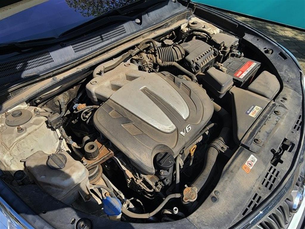 HYUNDAI Grandeur - Vista 5