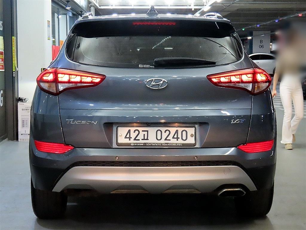 HYUNDAI Tucson - Vista 5