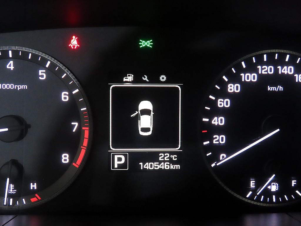 HYUNDAI Sonata - Vista 9