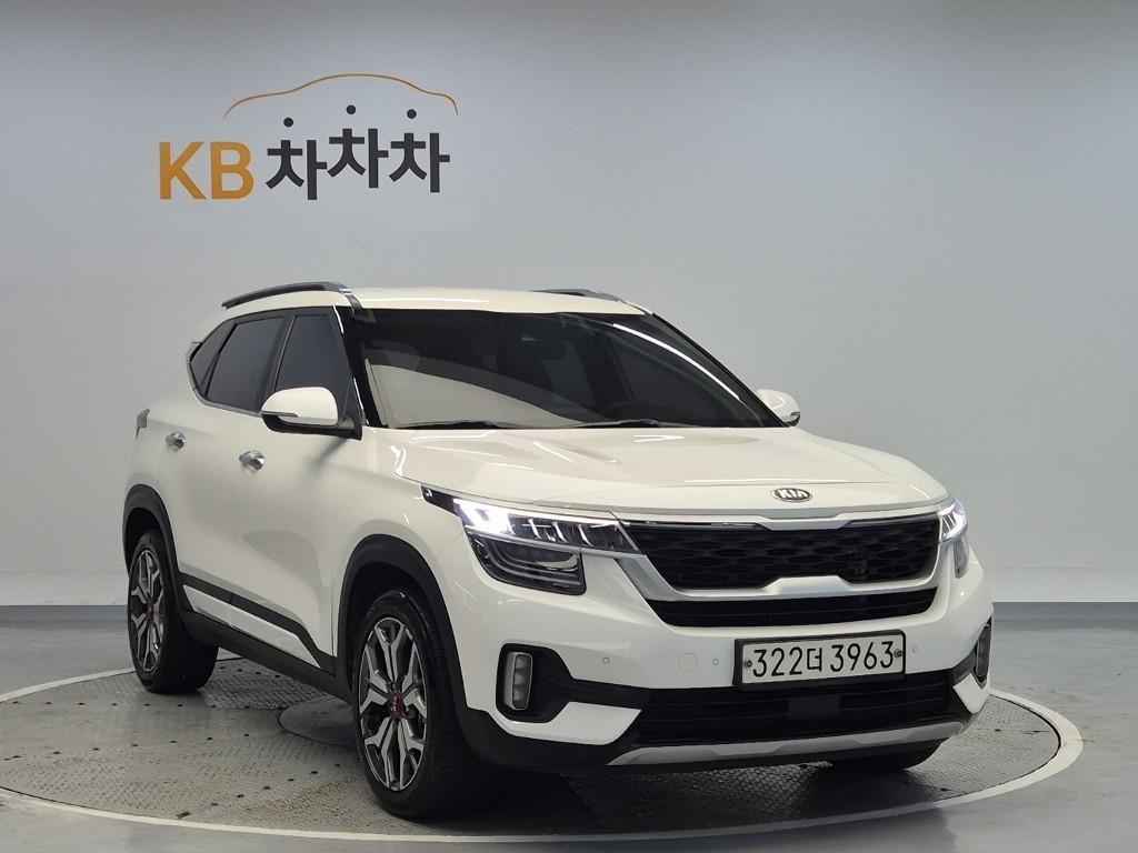 KIA Seltos - Vista 3