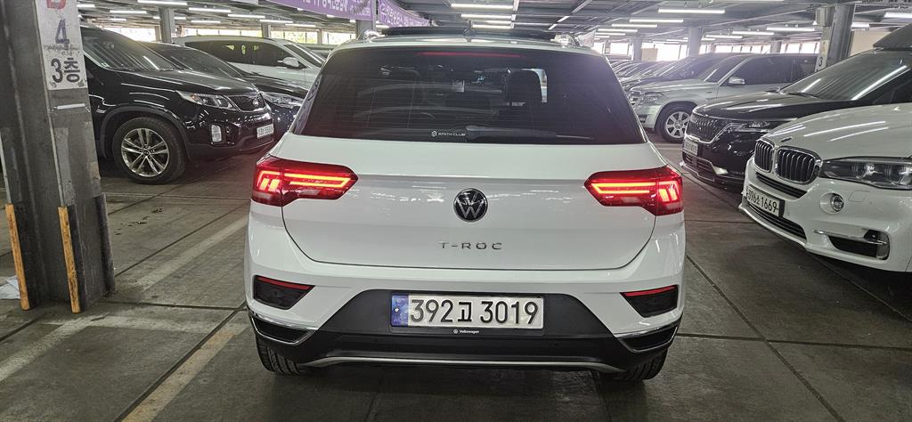 Volkswagen T-Roc - Vista 3