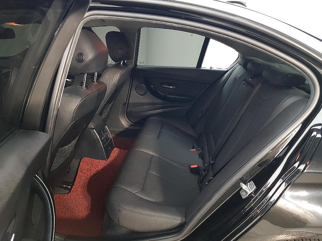 BMW 3 series - Vista 9