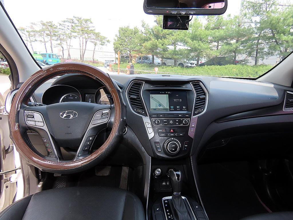 HYUNDAI Santa Fe - Vista 7