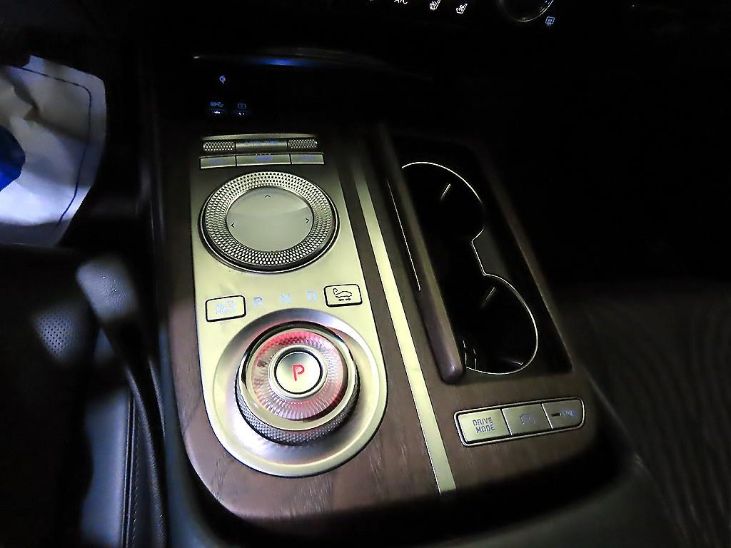 Genesis G80 - Vista 12