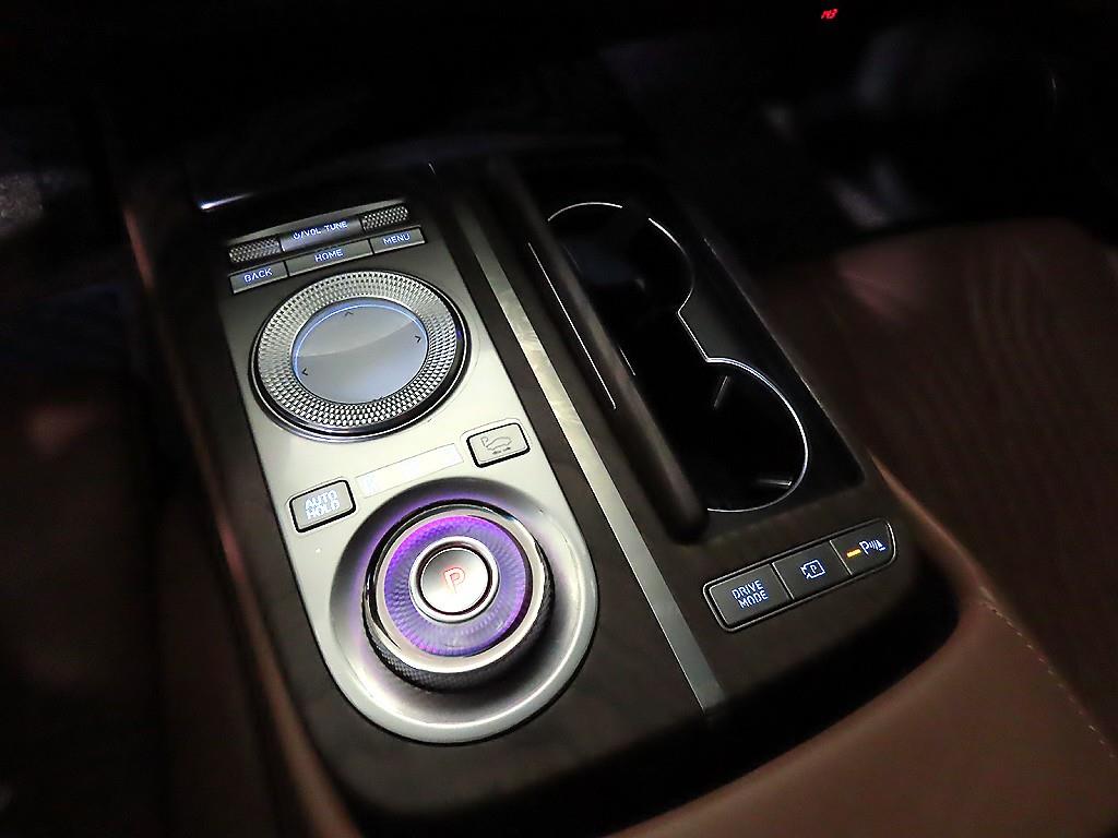 Genesis G80 - Vista 12