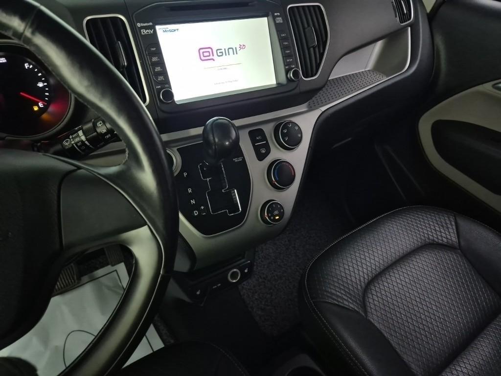 KIA Ray - Vista 10