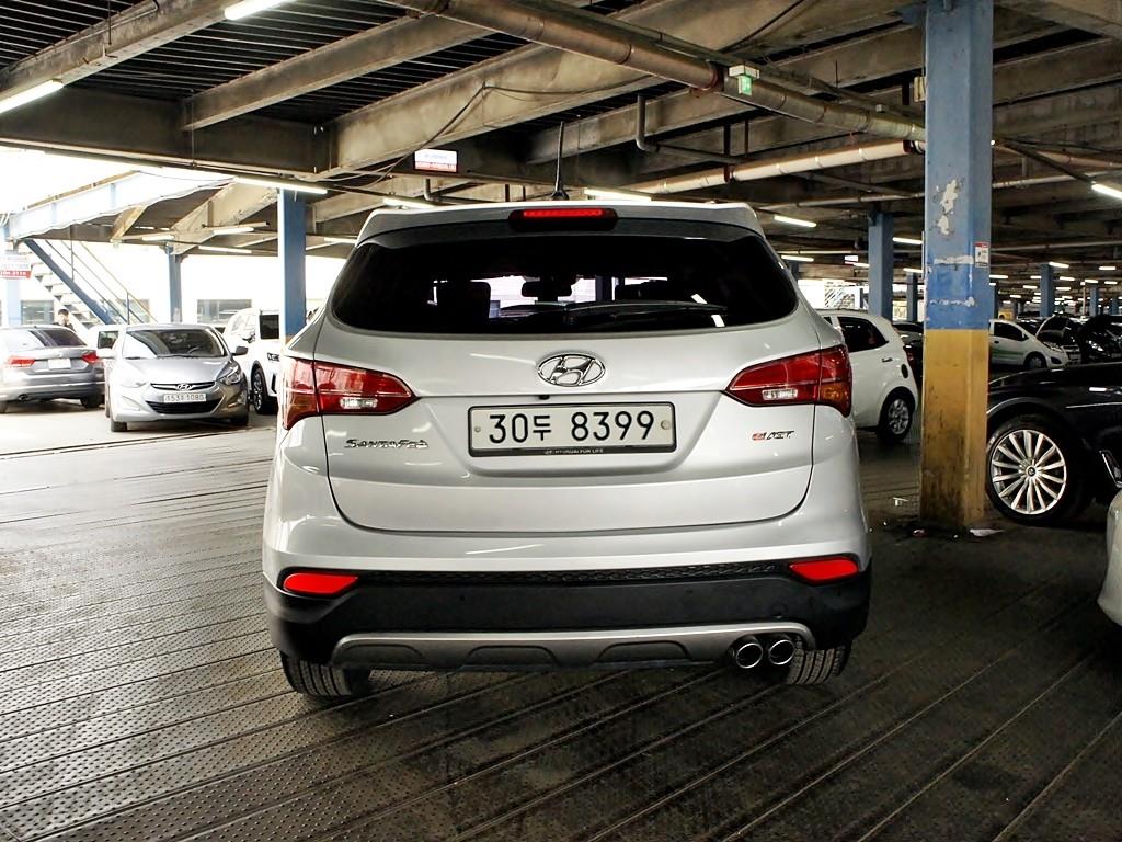 HYUNDAI Santa Fe - Vista 5