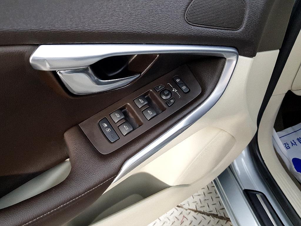 Volvo V40 - Vista 11