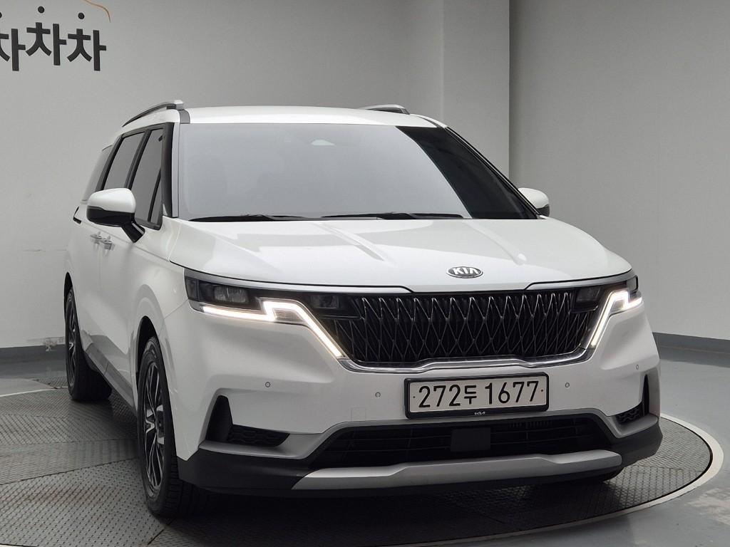 KIA Carnival - Vista 4