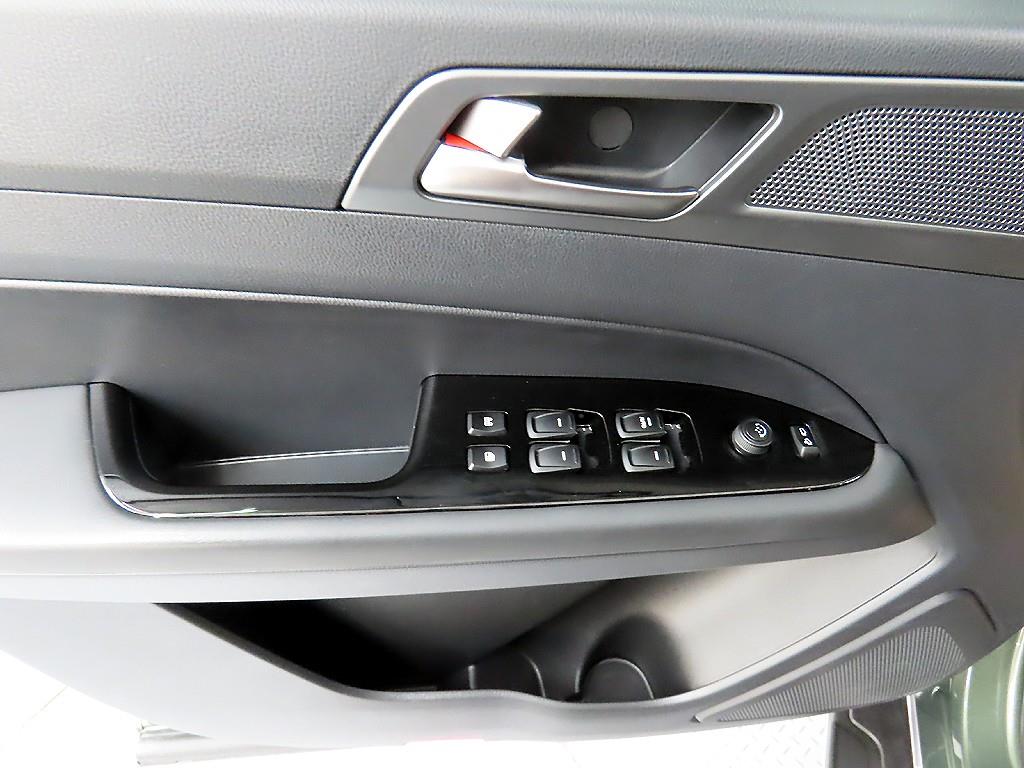 Ssangyong Rexton - Vista 11