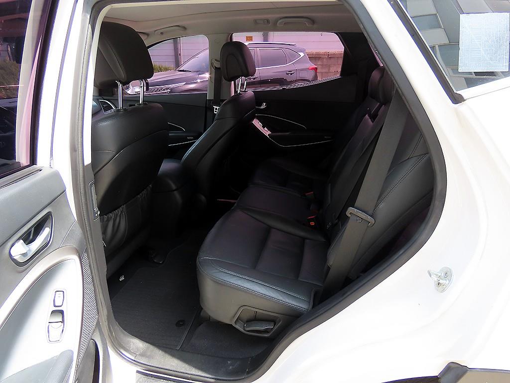 HYUNDAI Santa Fe - Vista 6