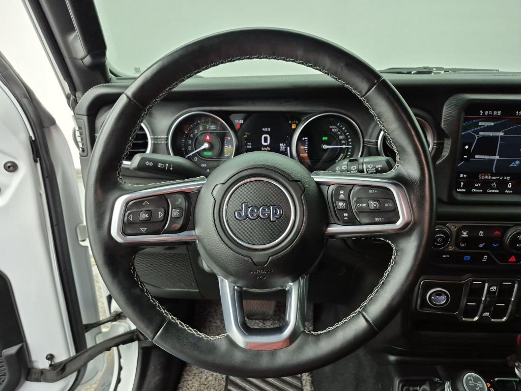 Jeep Wrangler - Vista 9