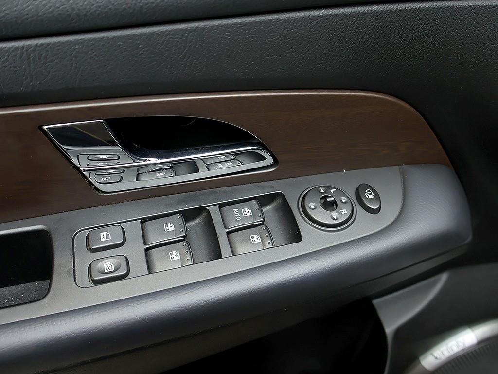 Ssangyong Rexton 2014 Blanco - Importación desde Corea - HF Imports Iquique - Foto 13