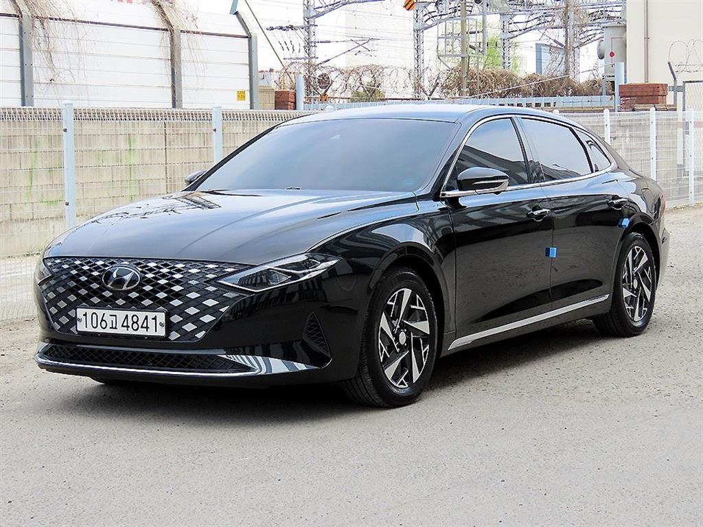HYUNDAI Grandeur - Vista 2