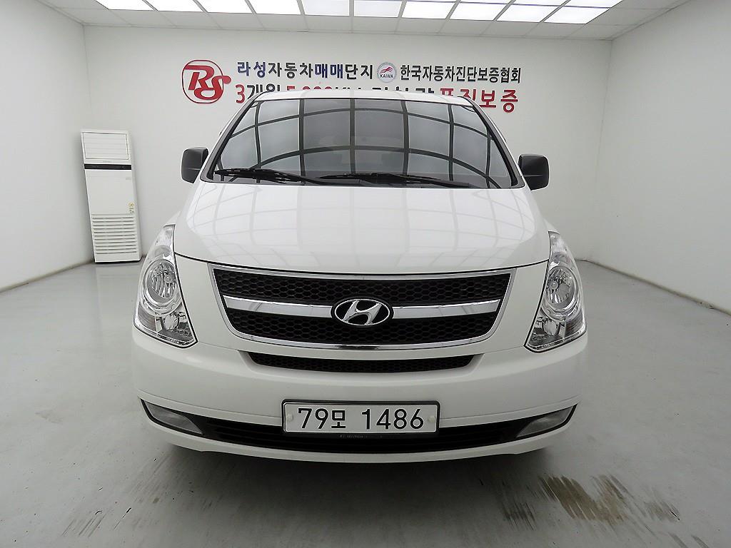 HYUNDAI Starex 2014 Blanco - Importación desde Corea - HF Imports Iquique - Foto 1