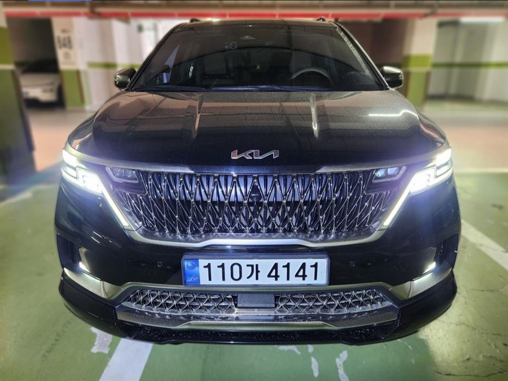 KIA Carnival 2022 Negro - Importación desde Corea - HF Imports Iquique - Foto 1