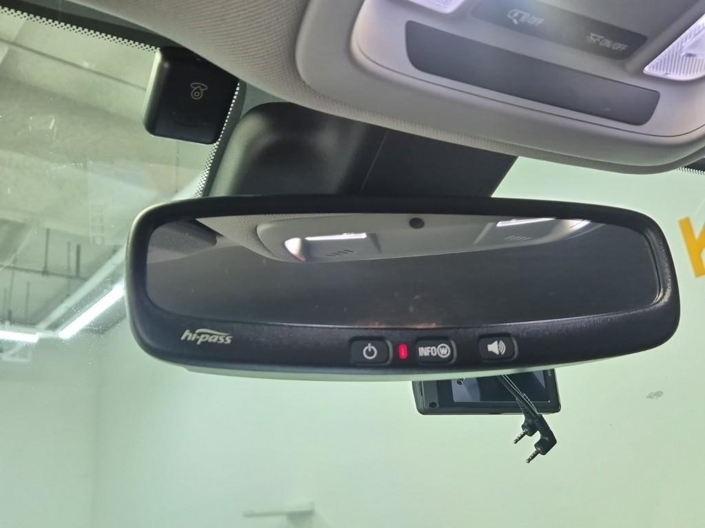 Chevrolet Malibu 2017 Blanco - Importación desde Corea - HF Imports Iquique - Foto 18