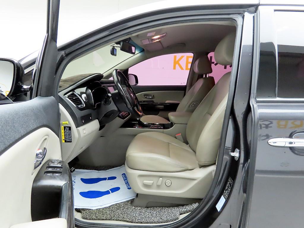 KIA Carnival 2019 Gris - Importación desde Corea - HF Imports Iquique - Foto 12