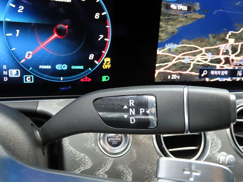 Mercedes Benz E class - Vista 10