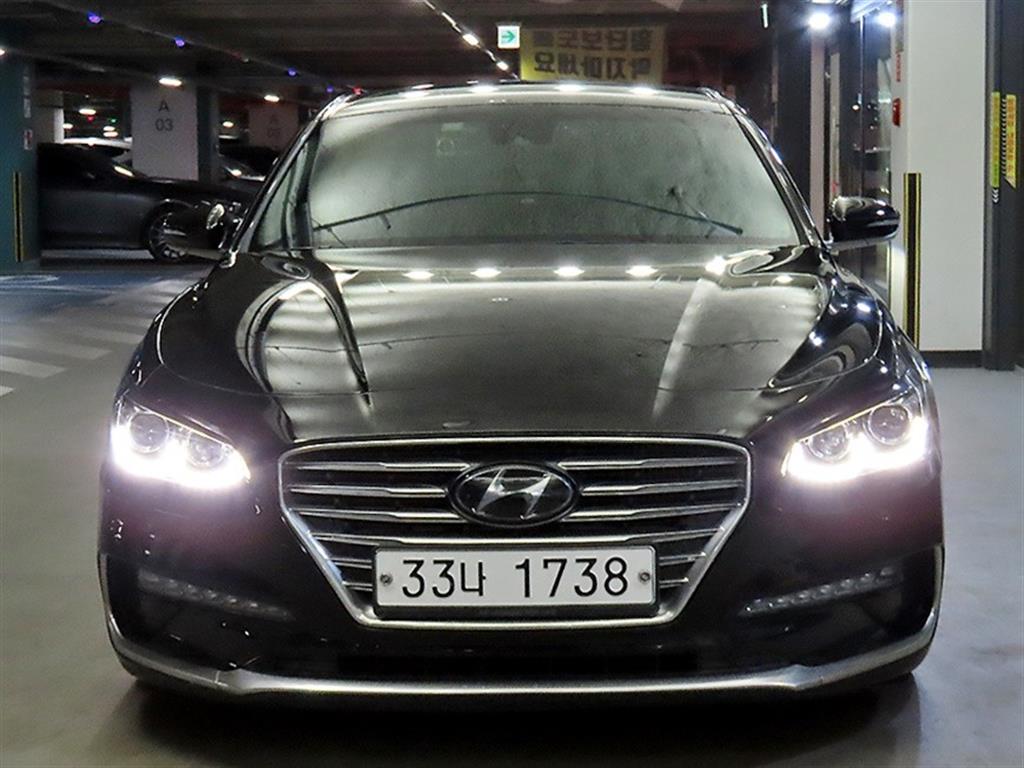 HYUNDAI Grandeur - Vista 2