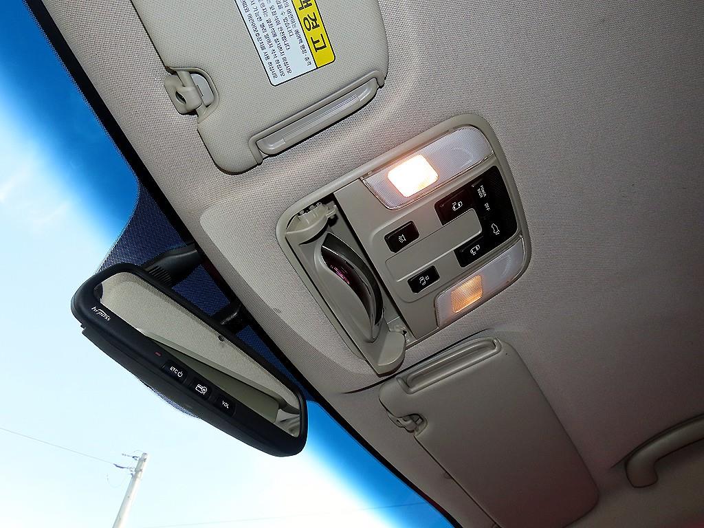 KIA Carnival 2016 Blanco - Importación desde Corea - HF Imports Iquique - Foto 15