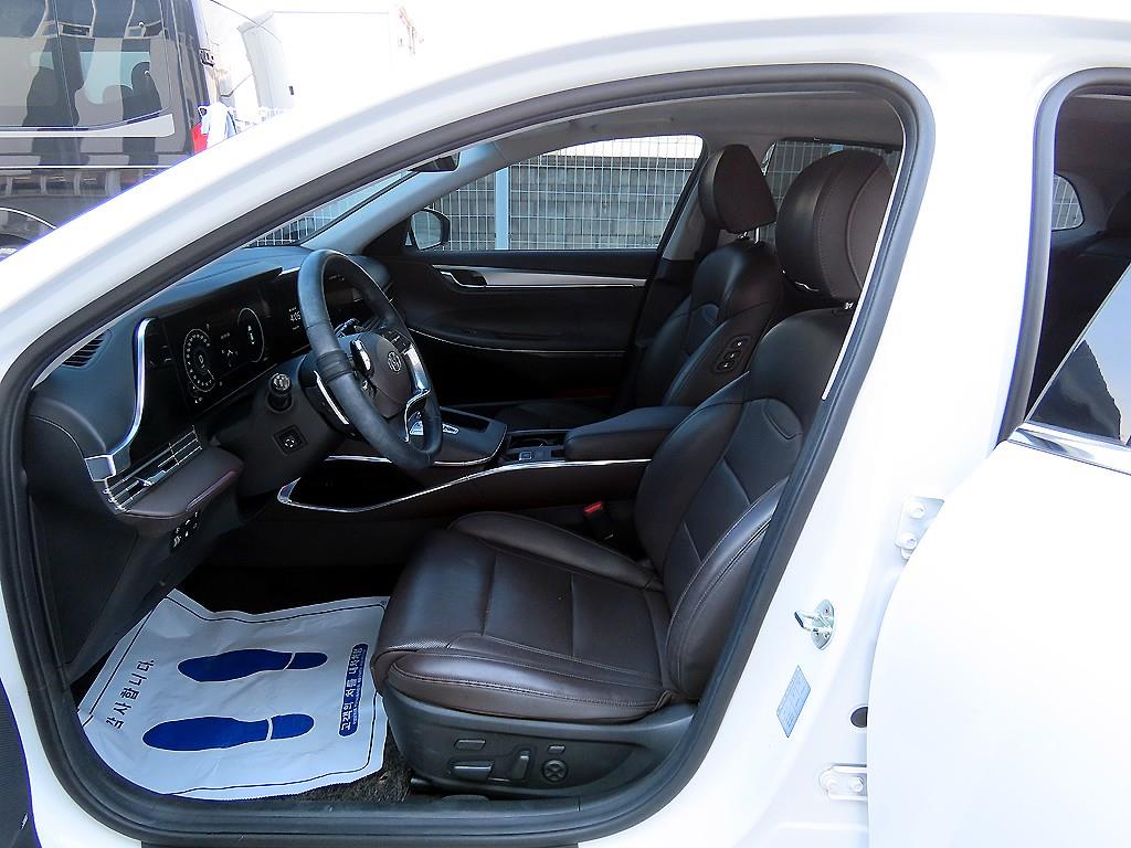 HYUNDAI Grandeur - Vista 5