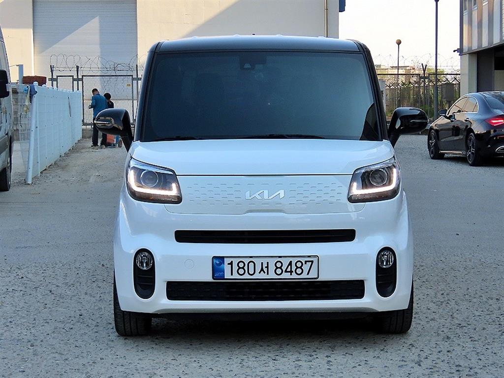 KIA Ray 2022 Blanco - Importación desde Corea - HF Imports Iquique - Foto 1