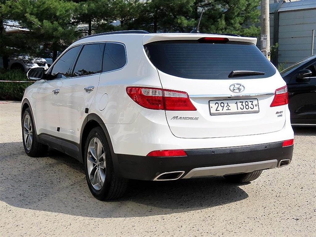 HYUNDAI Maxcruz - Vista 3