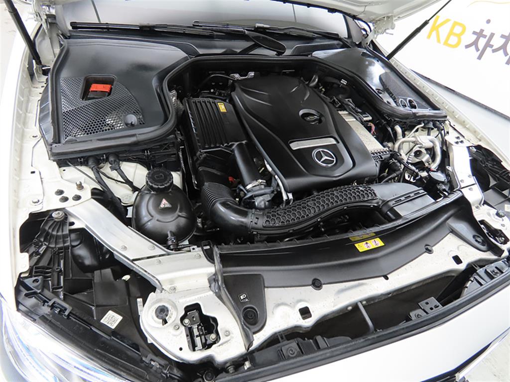 Mercedes Benz E class 2017 Blanco - Importación desde Corea - HF Imports Iquique - Foto 19