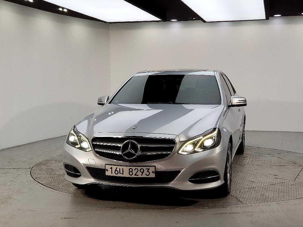 Mercedes Benz E class - Vista 2