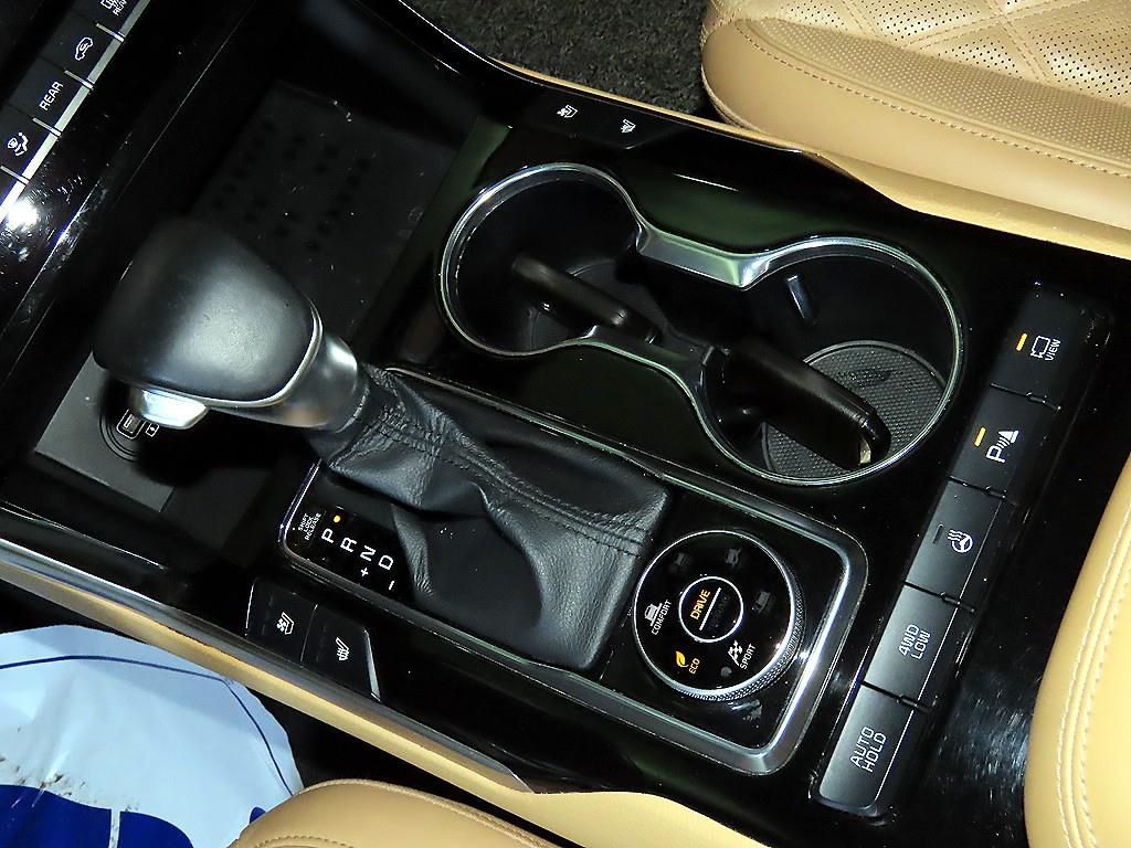 KIA Mohave - Vista 12