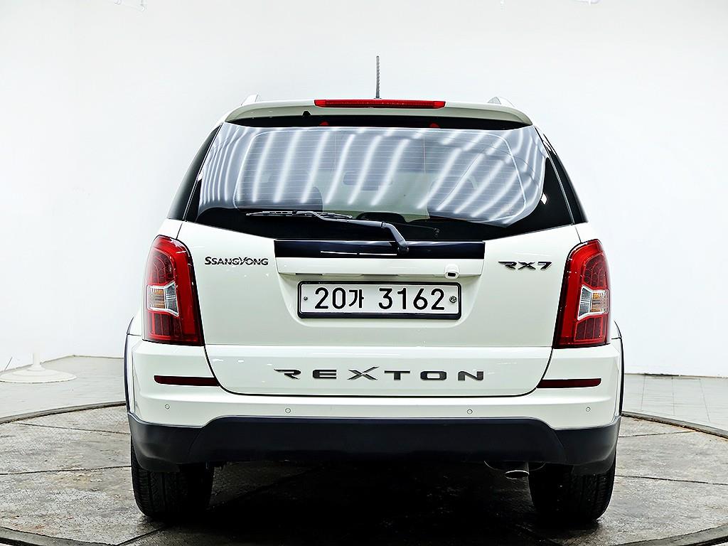 Ssangyong Rexton - Vista 5