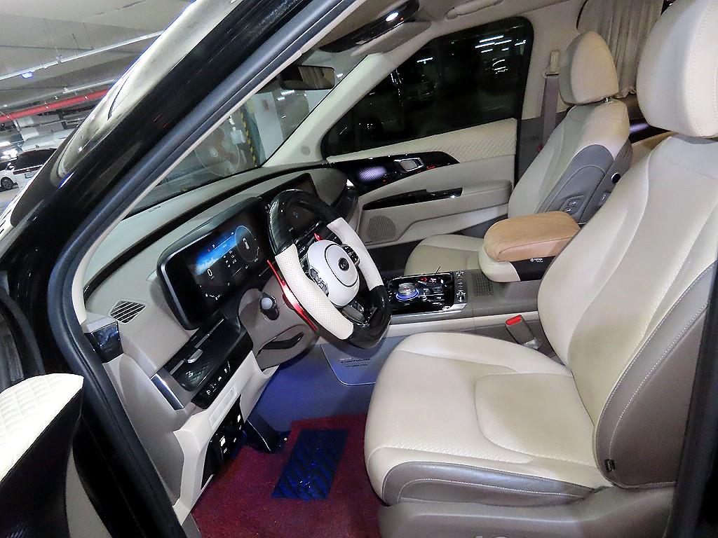 KIA Carnival - Vista 6