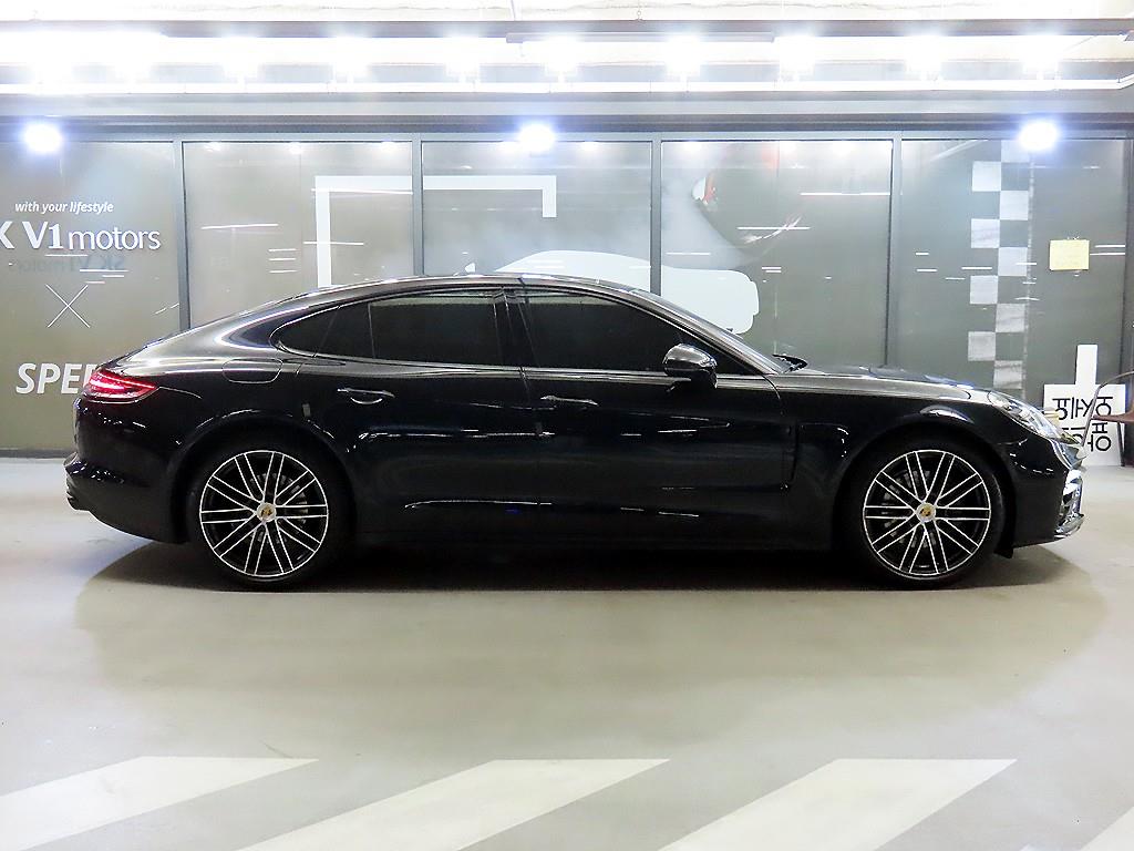 Porsche Panamera - Vista 3