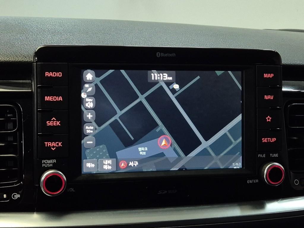 KIA Stonic - Vista 10