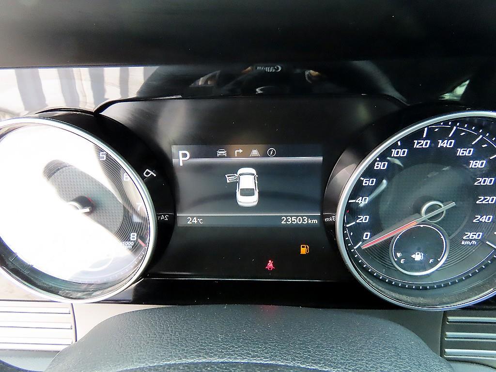 HYUNDAI Grandeur - Vista 9