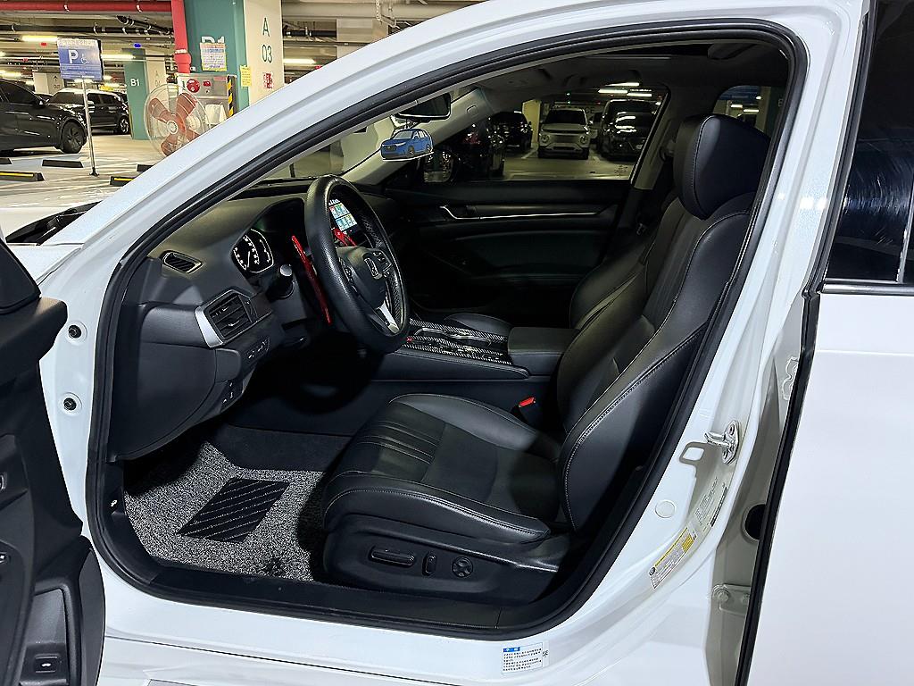 Honda Accord - Vista 7