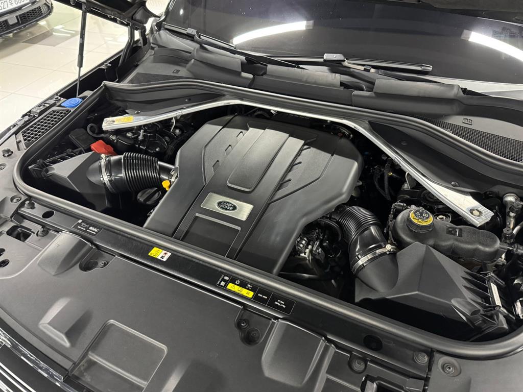 Land Rover Range Rover - Vista 6