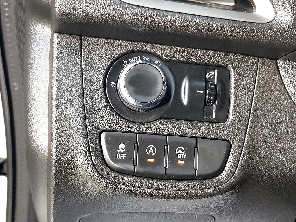 Chevrolet Spark - Vista 11