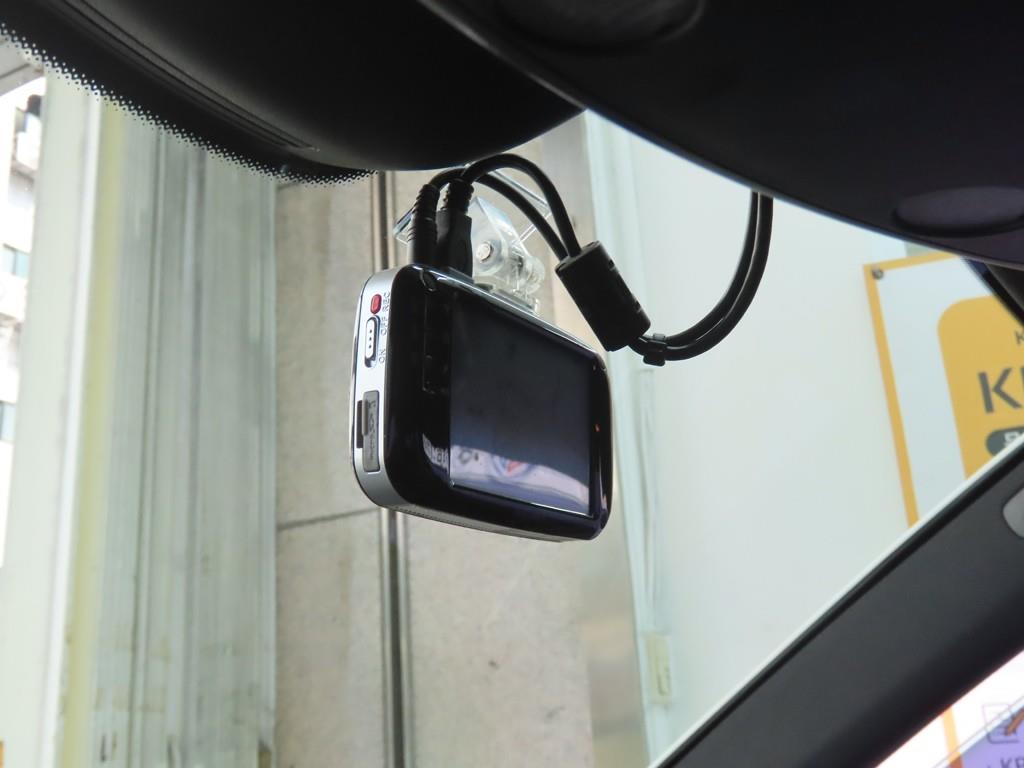 Mercedes Benz E class - Vista 11