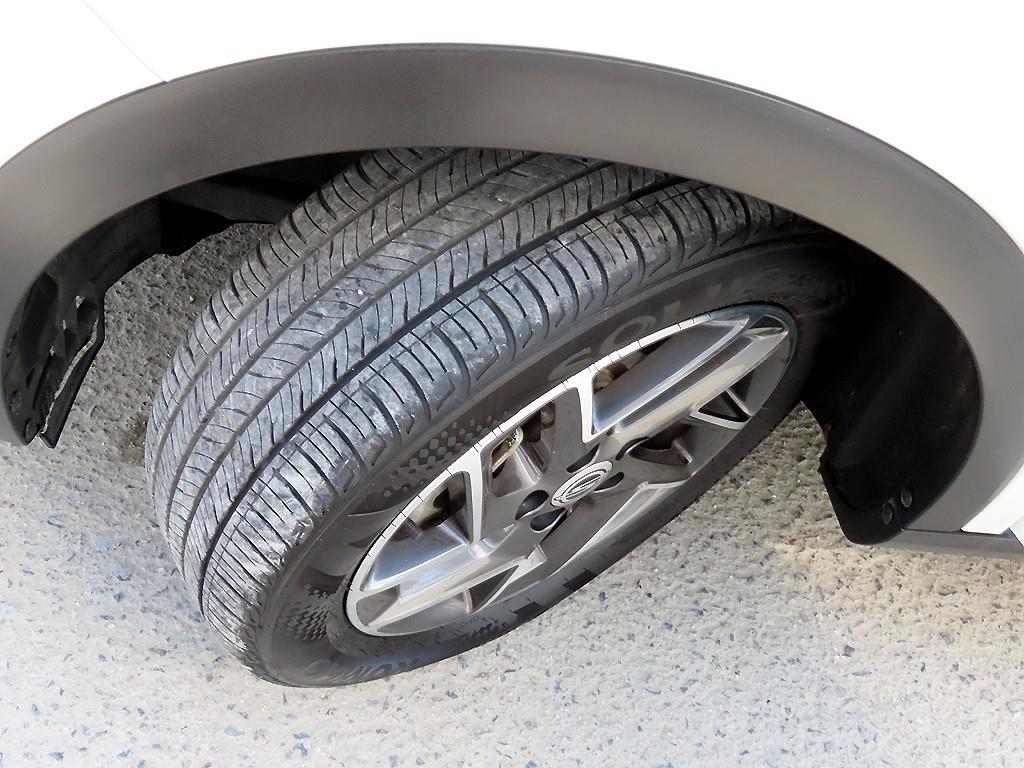 Ssangyong Tivoli 2023 Blanco - Importación desde Corea - HF Imports Iquique - Foto 20