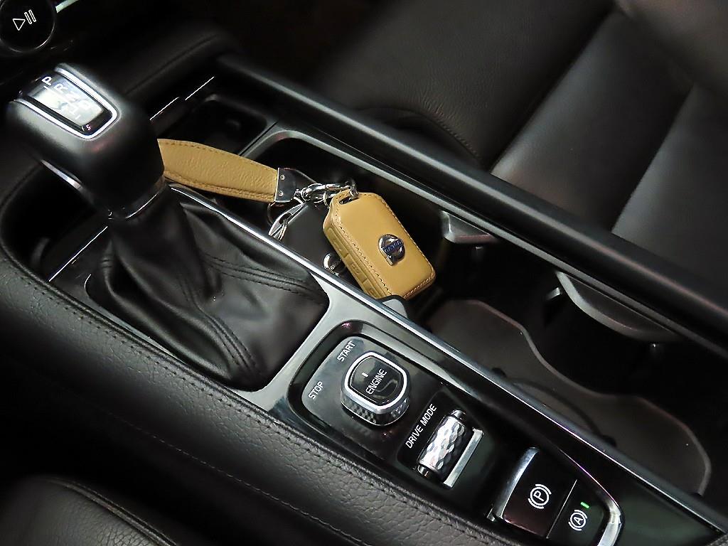 Volvo XC90 - Vista 12