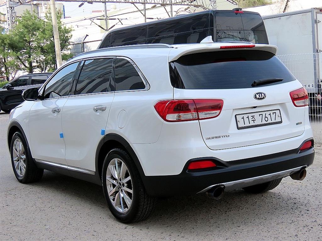 KIA Sorento - Vista 3