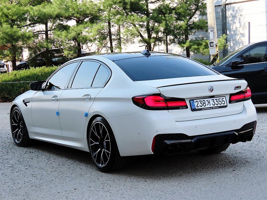 BMW 5 Series - Vista 3