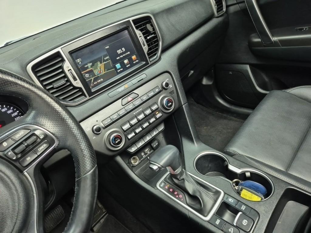 KIA Sportage - Vista 9