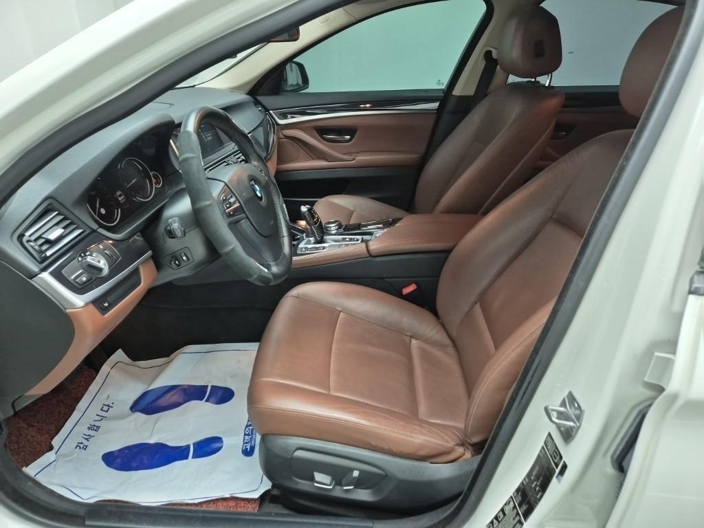 BMW 5 Series - Vista 11