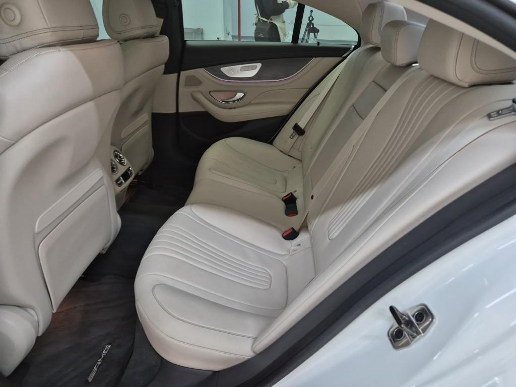 Mercedes Benz CLS Class - Vista 12